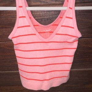 Urban Outfitters Ribbed seamless tank top!